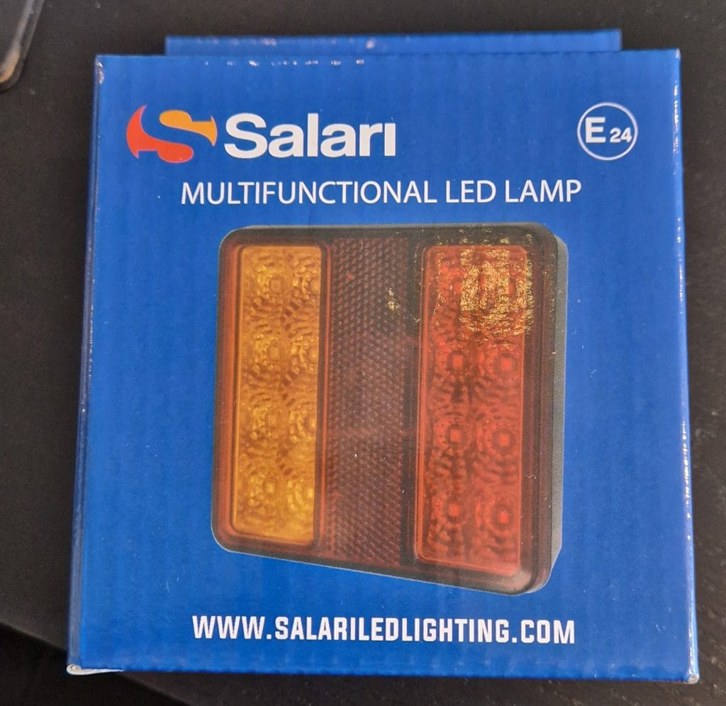 Foto Nugent Led tail light square 3 function Nugent
