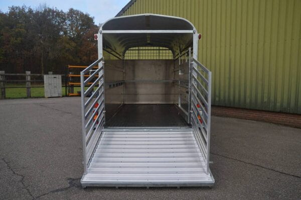 Nugent L4318T-H-CT Livestock Trailer - Afbeelding 5
