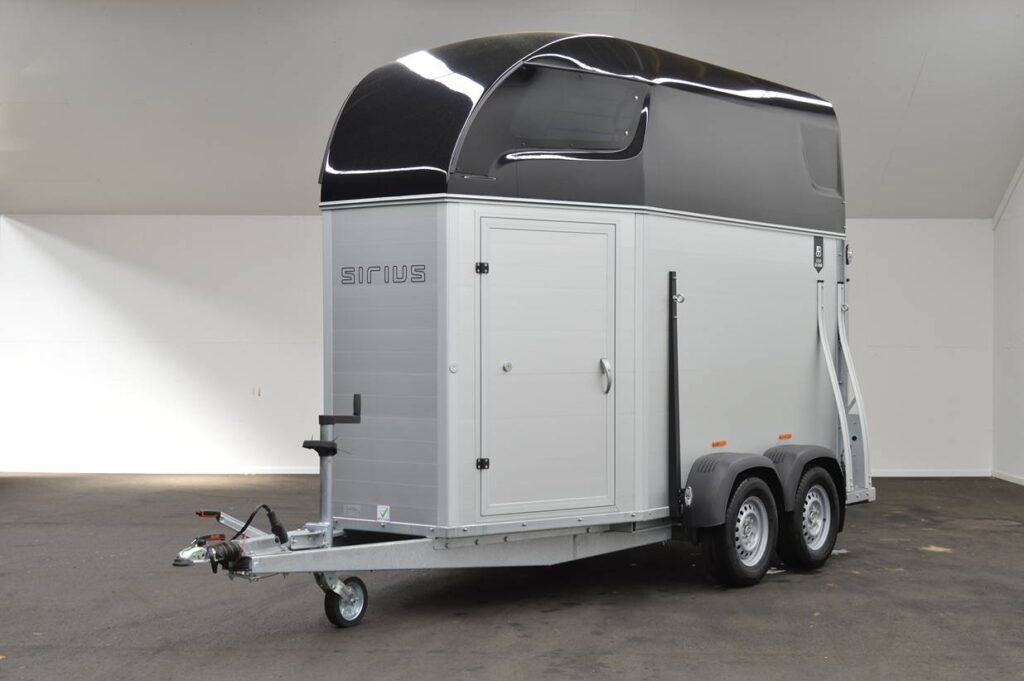 Foto Sirius S45 1,5 paards trailer