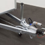 Henra gesloten bakwagen 265x138x160 1350Kg