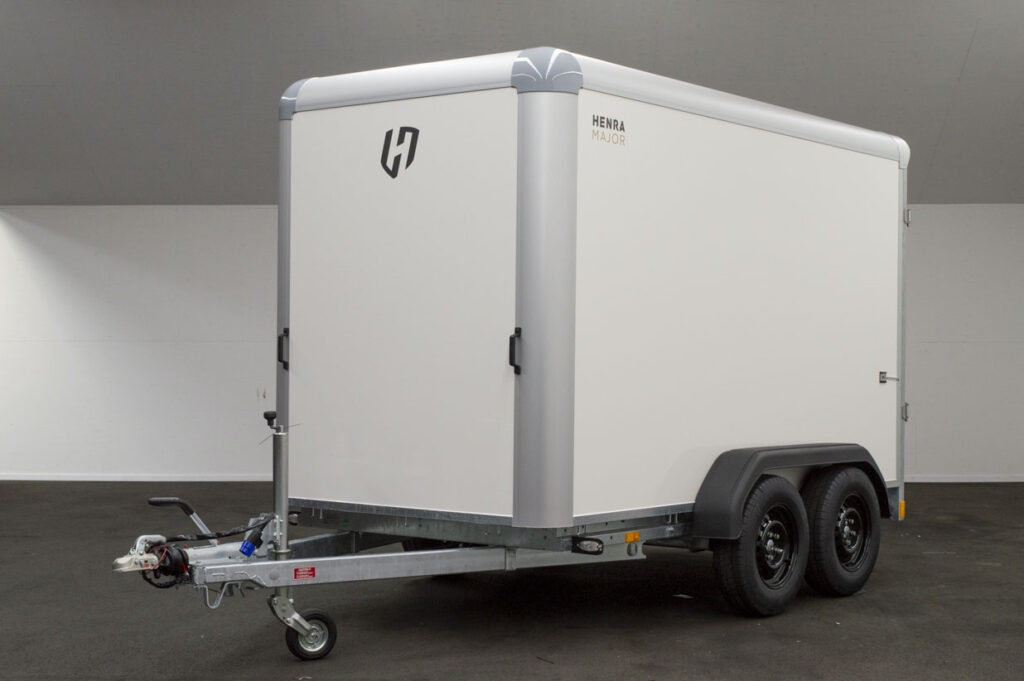 Foto Henra gesloten bakwagen 265x158x160 2000Kg