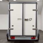 Henra gesloten bakwagen 315x158x190 2000Kg