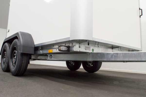Henra gesloten bakwagen 365x158x220 3500Kg - Afbeelding 11