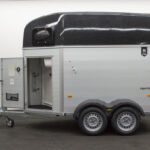 Humbaur Equitos Alu Plus 2400 + zadelkamer