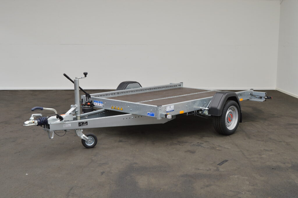 Foto Stema WOM XT 1300 afzinkbare motortrailer