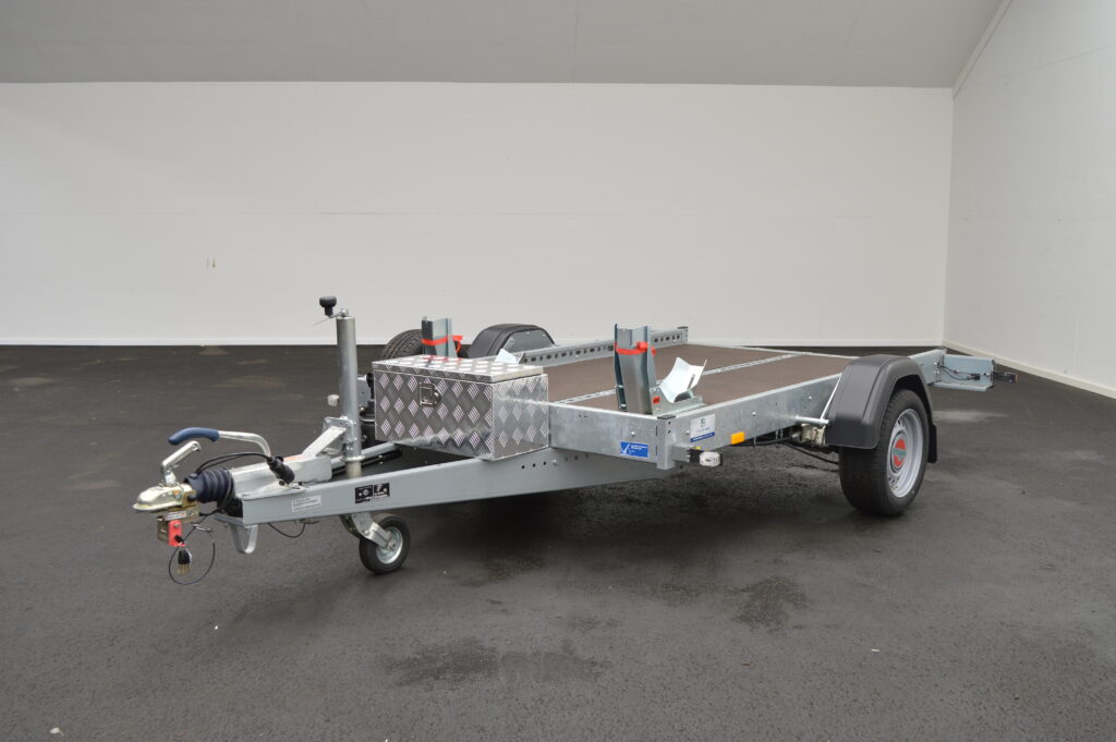 Foto Stema WOM XT 1300 afzinkbare motortrailer ZDB bundel