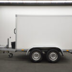 Syma 2000kg gesloten bakwagen